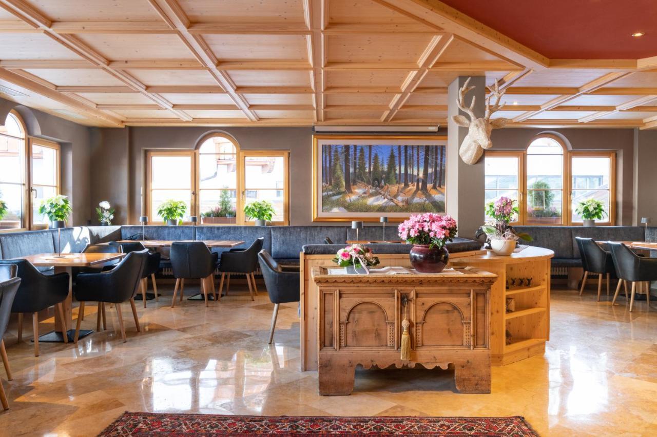 Hotel Somont Selva di Val Gardena Luaran gambar