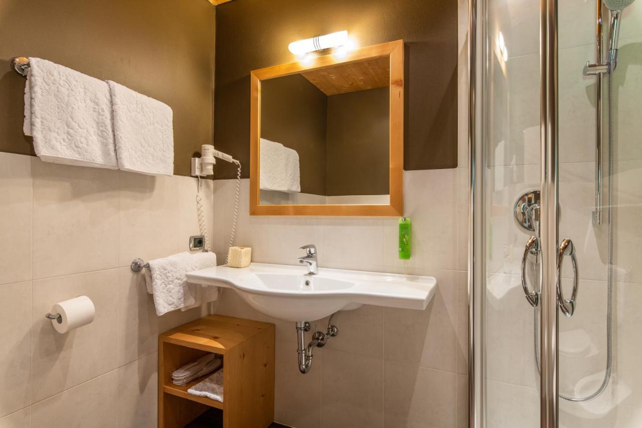 Hotel Somont Selva di Val Gardena Luaran gambar