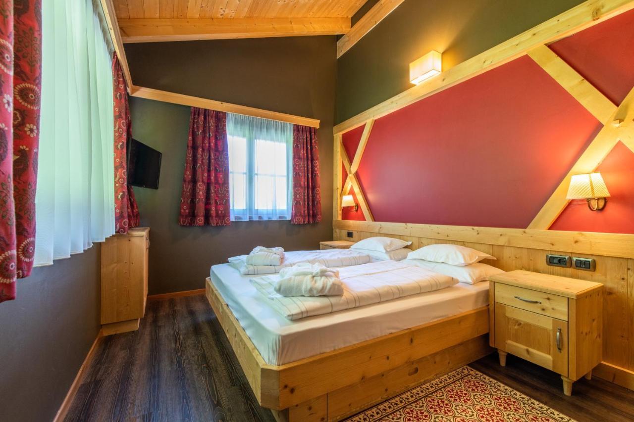 Hotel Somont Selva di Val Gardena Luaran gambar