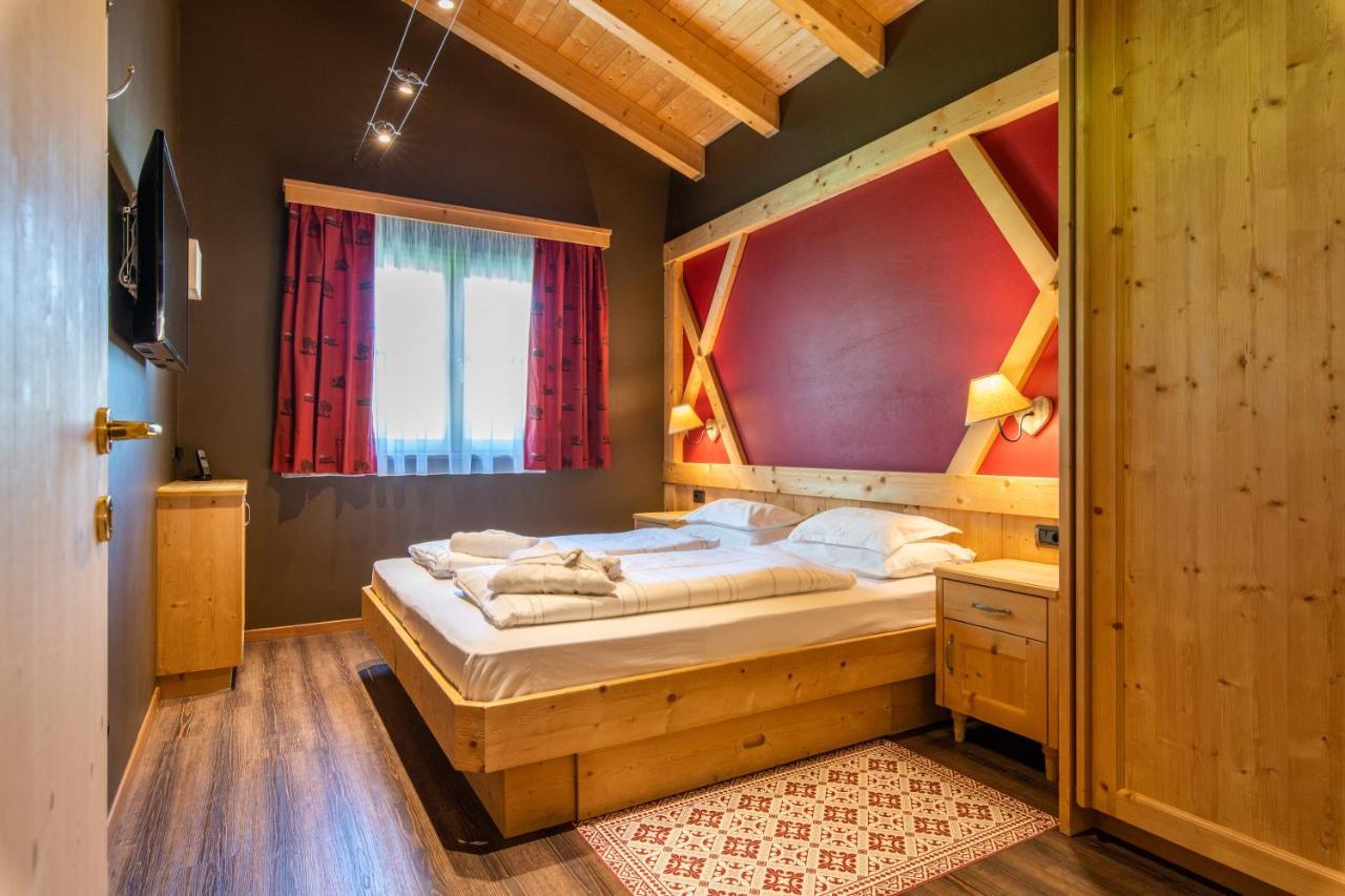 Hotel Somont Selva di Val Gardena Luaran gambar