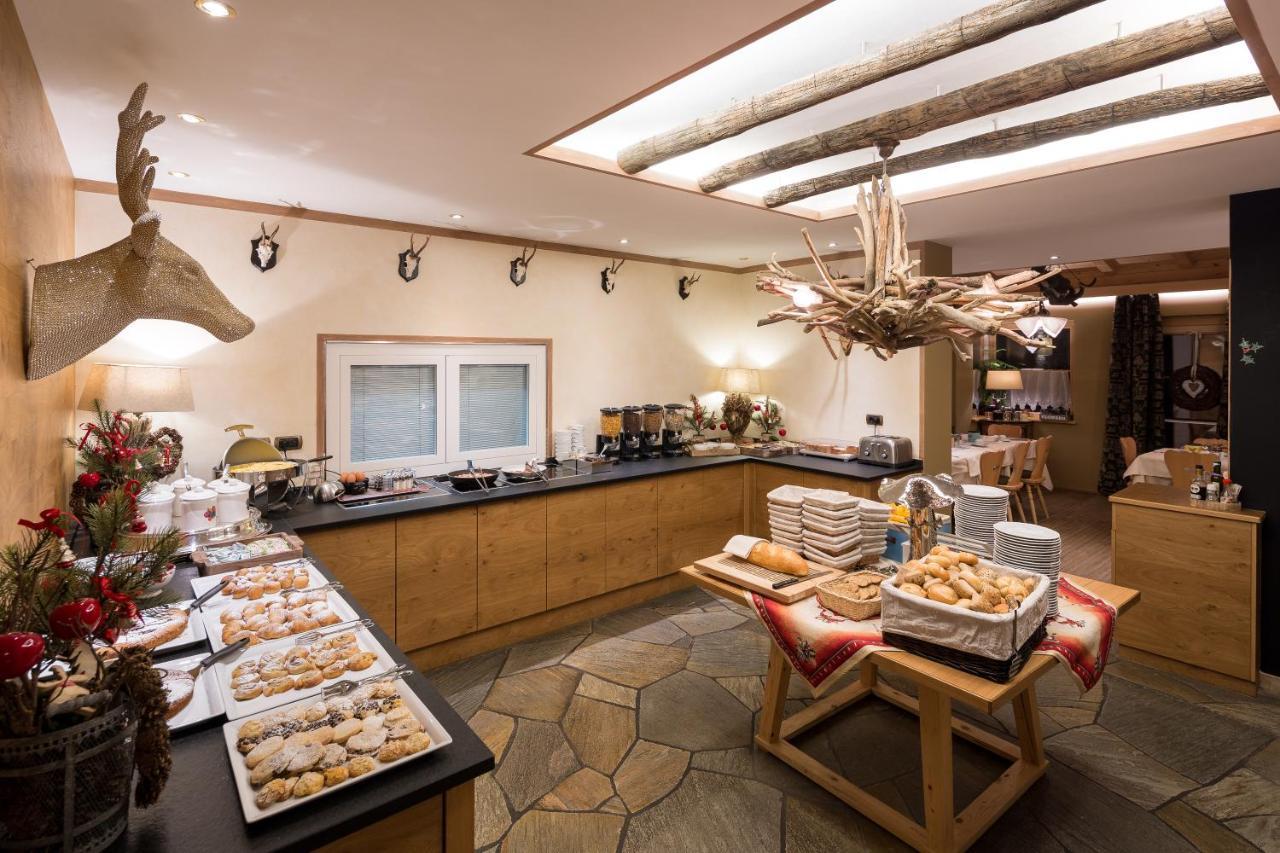 Hotel Somont Selva di Val Gardena Luaran gambar