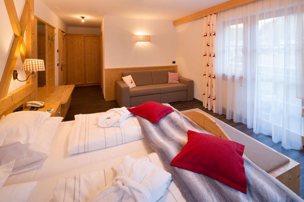 Hotel Somont Selva di Val Gardena Luaran gambar