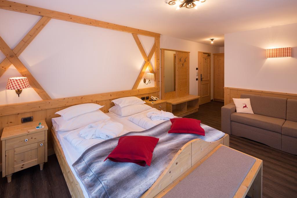 Hotel Somont Selva di Val Gardena Luaran gambar