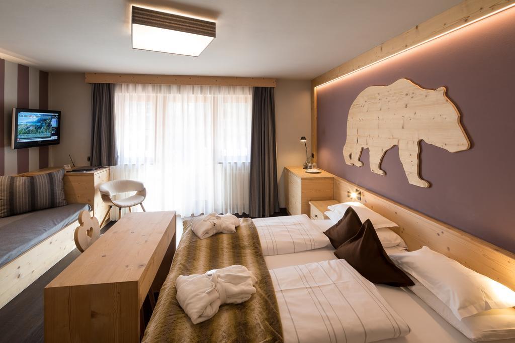 Hotel Somont Selva di Val Gardena Luaran gambar