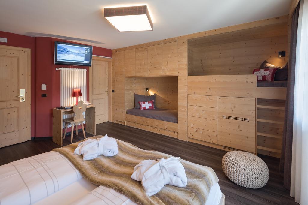 Hotel Somont Selva di Val Gardena Luaran gambar