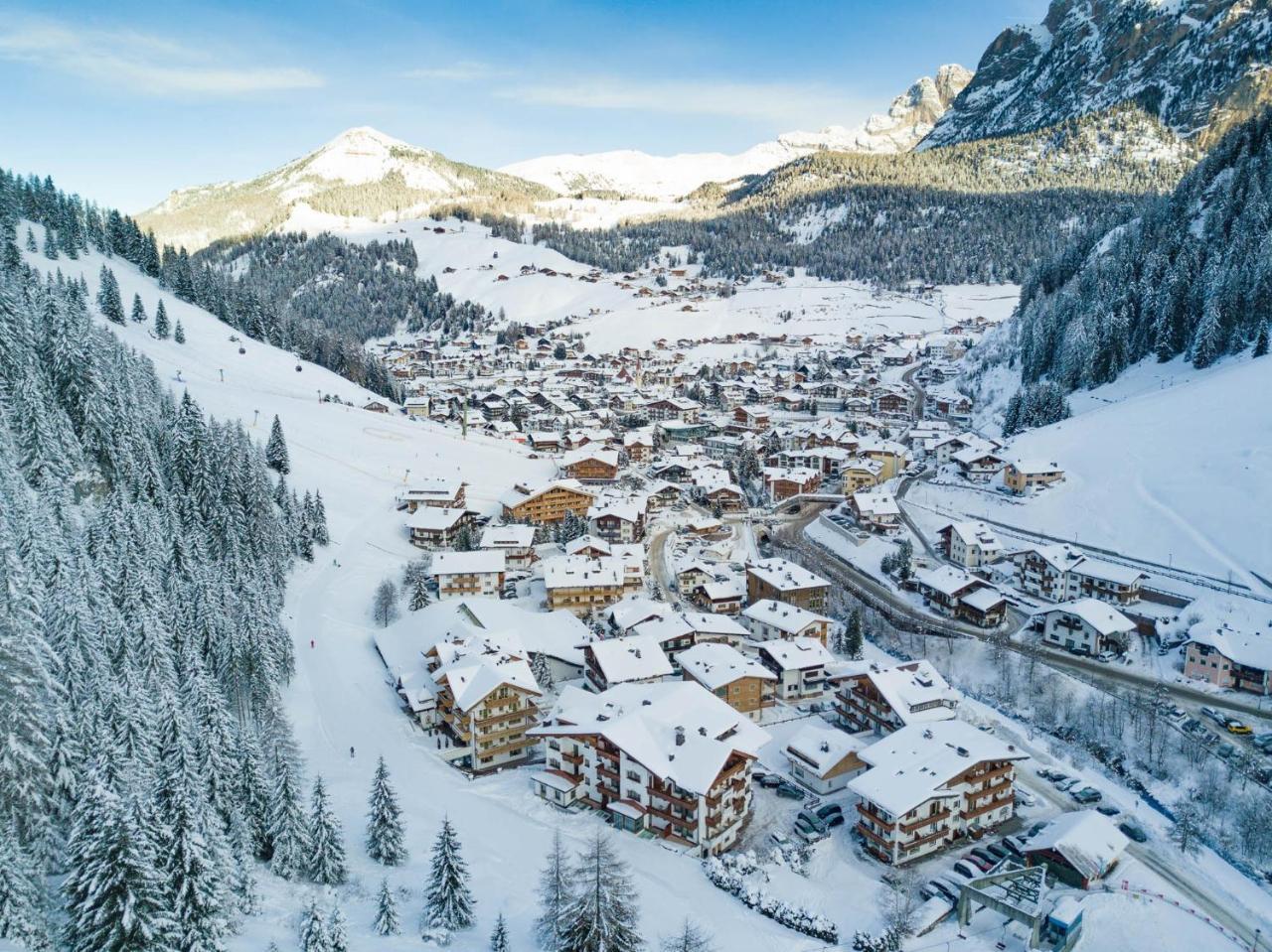Hotel Somont Selva di Val Gardena Luaran gambar