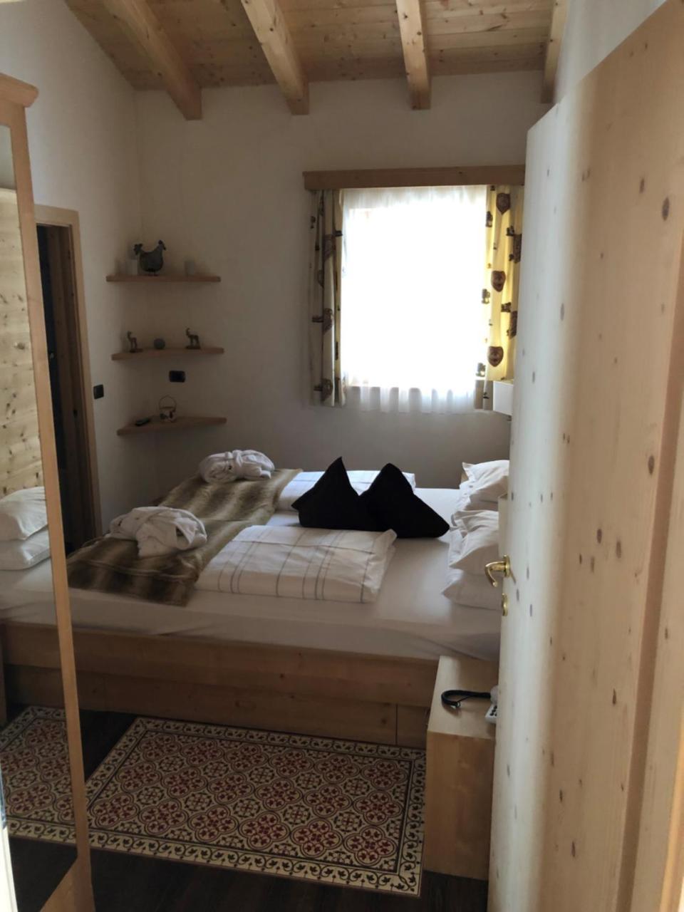 Hotel Somont Selva di Val Gardena Luaran gambar